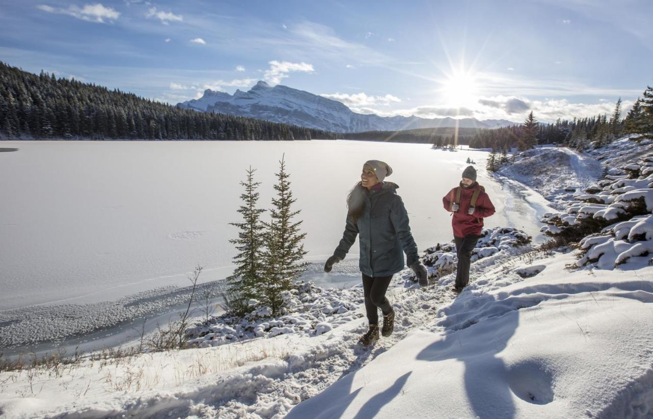Banff Park Lodge Экстерьер фото