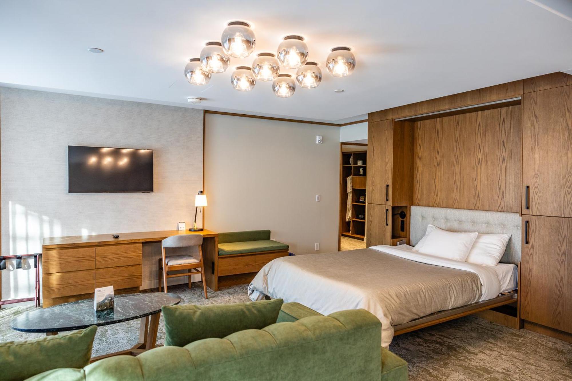 Banff Park Lodge Экстерьер фото