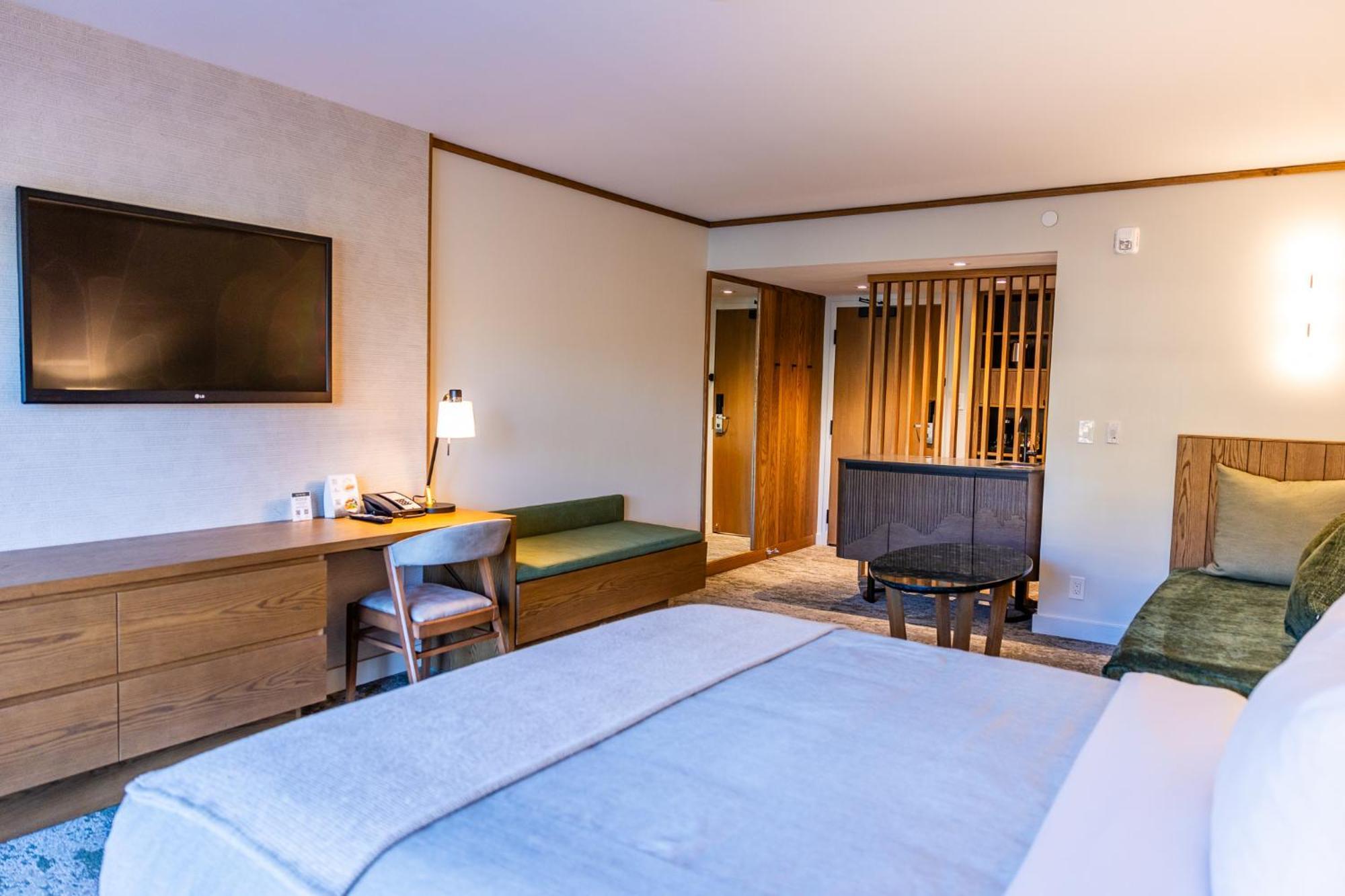 Banff Park Lodge Экстерьер фото